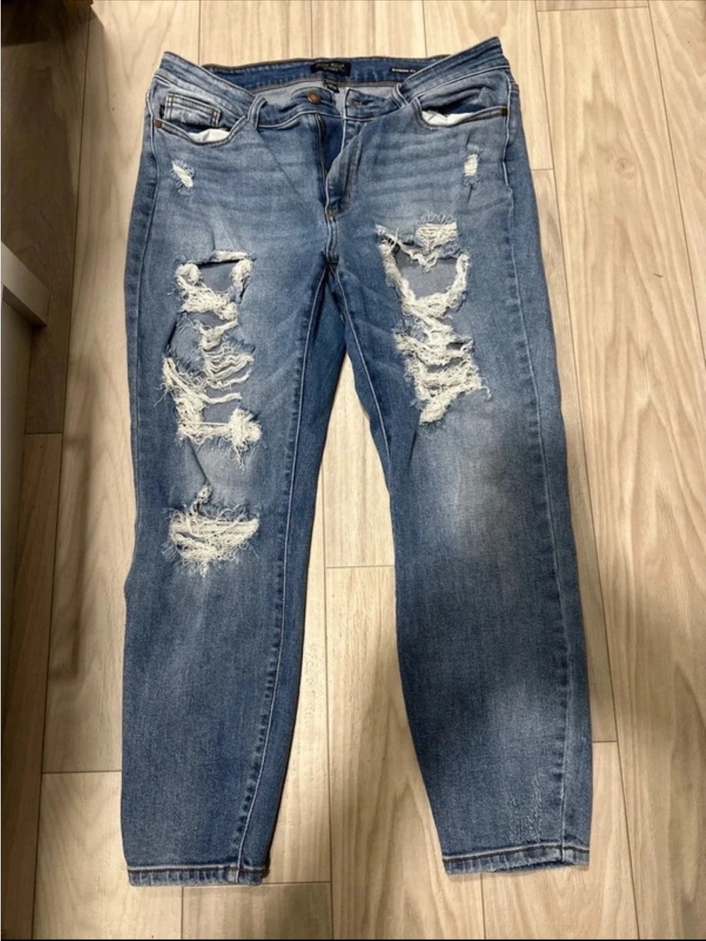 Judy Blue Boyfriend Jeans Womens 14W Distressed Stretch Denim